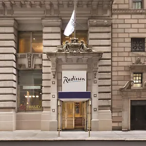 4* מלון Radisson Street