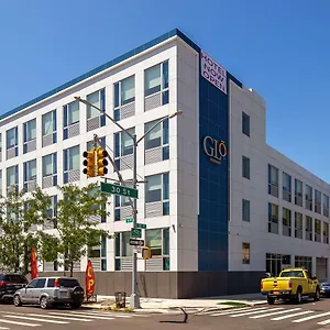 Glo Western Brooklyn Nyc New York