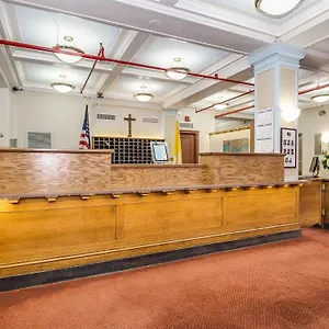 Leo House Hotel